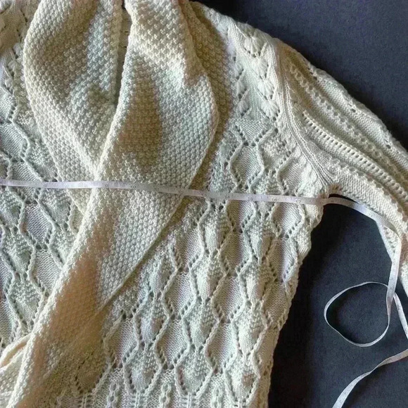 Elie Tahari Cream Merino Wool Knit Wrap Cardigan - Picture 10 of 13